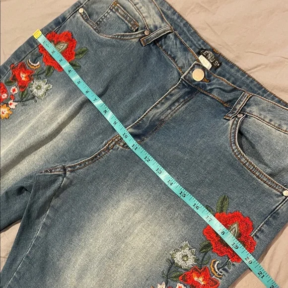 VENUS Blue Skinny Jeans with Red Floral Embroidery - Picture 9 of 11